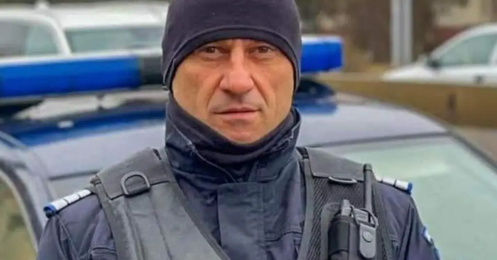 Jandarmul Emil Rîcă salvează un veteran de război din incendiu