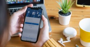 A picat Facebook: Probleme Tehnice la Facebook, Instagram și WhatsApp