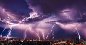 Furtuni Electrice Anunțate pentru România pe 19 Iulie: Ce Trebuie Să Știi