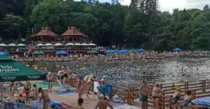 Locul cu puteri vindecătoare din România: Descoperă Fenomenul Unic de la Lacul Ursu, Sovata